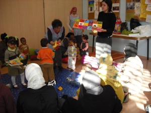 Una imatge del projecte Totes plegades, Associació de Veins de Rocafonda